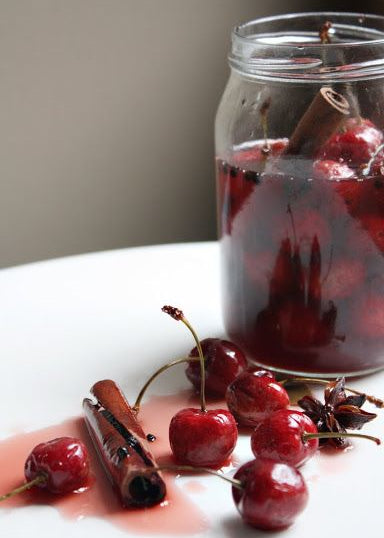 Вишня маринована  з бурбоном