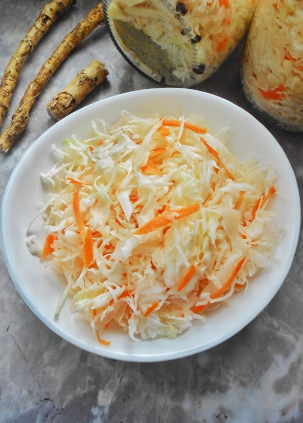 Капуста квашена з хріном