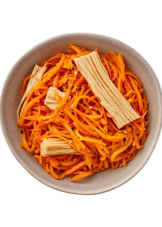 Морква зі соєвою спаржею